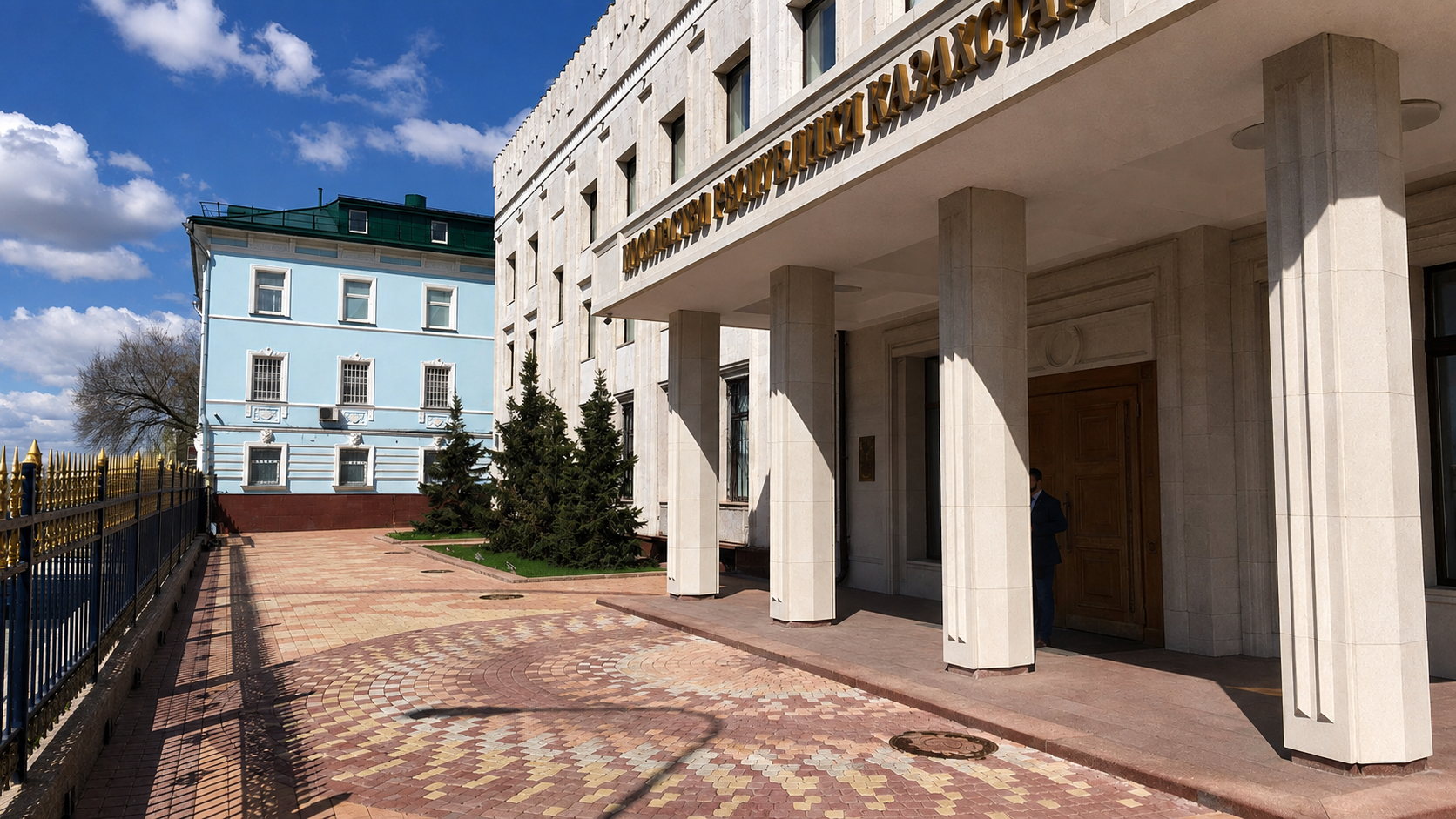 Радиальная раскладка у общественного здания